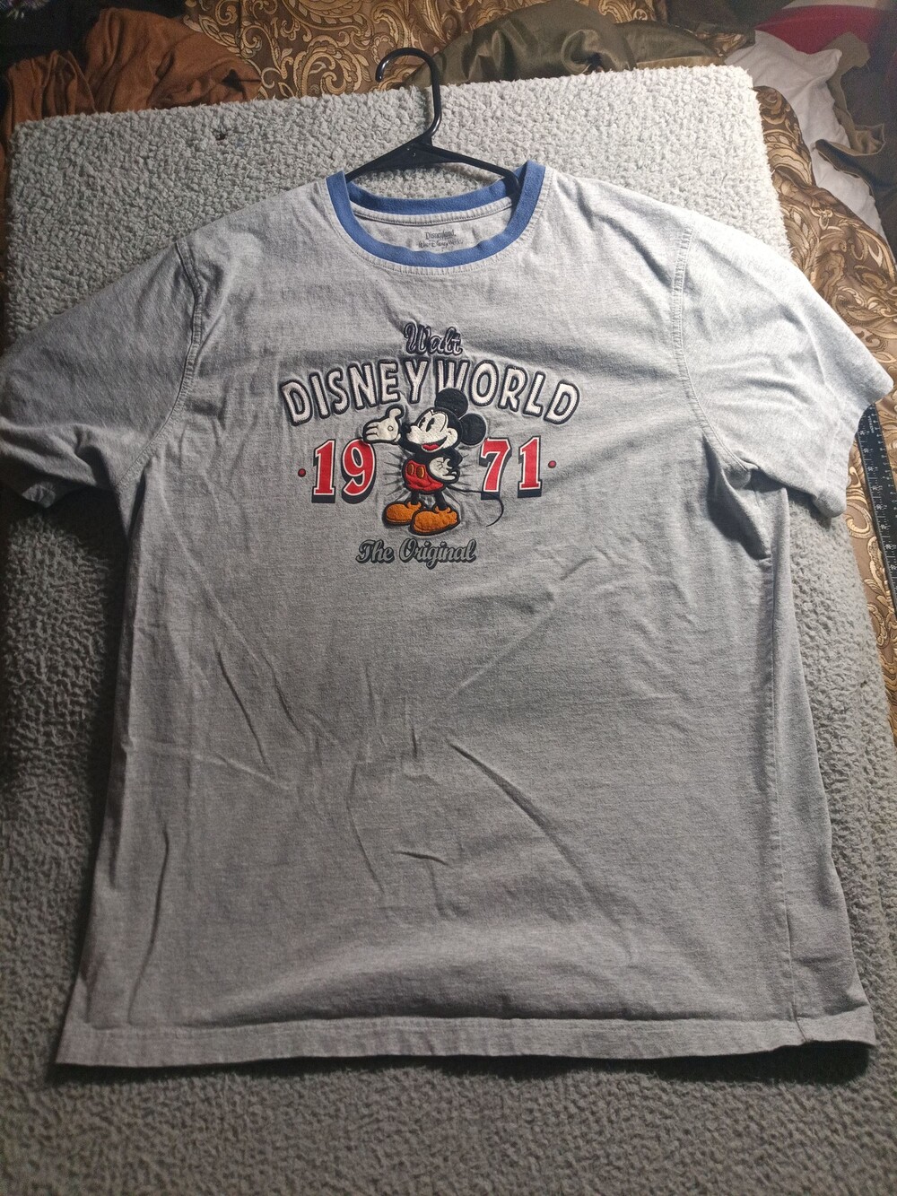 Disneyland Walt Disney World Gray Short Sleeve T-Shirt Mickey 1971 3523